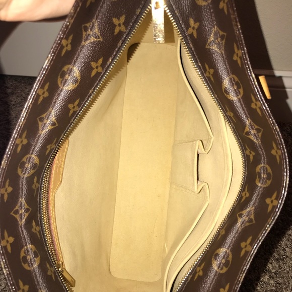 SOLD...Louis Vuitton Luco Tote authentic - Picture 3 of 8